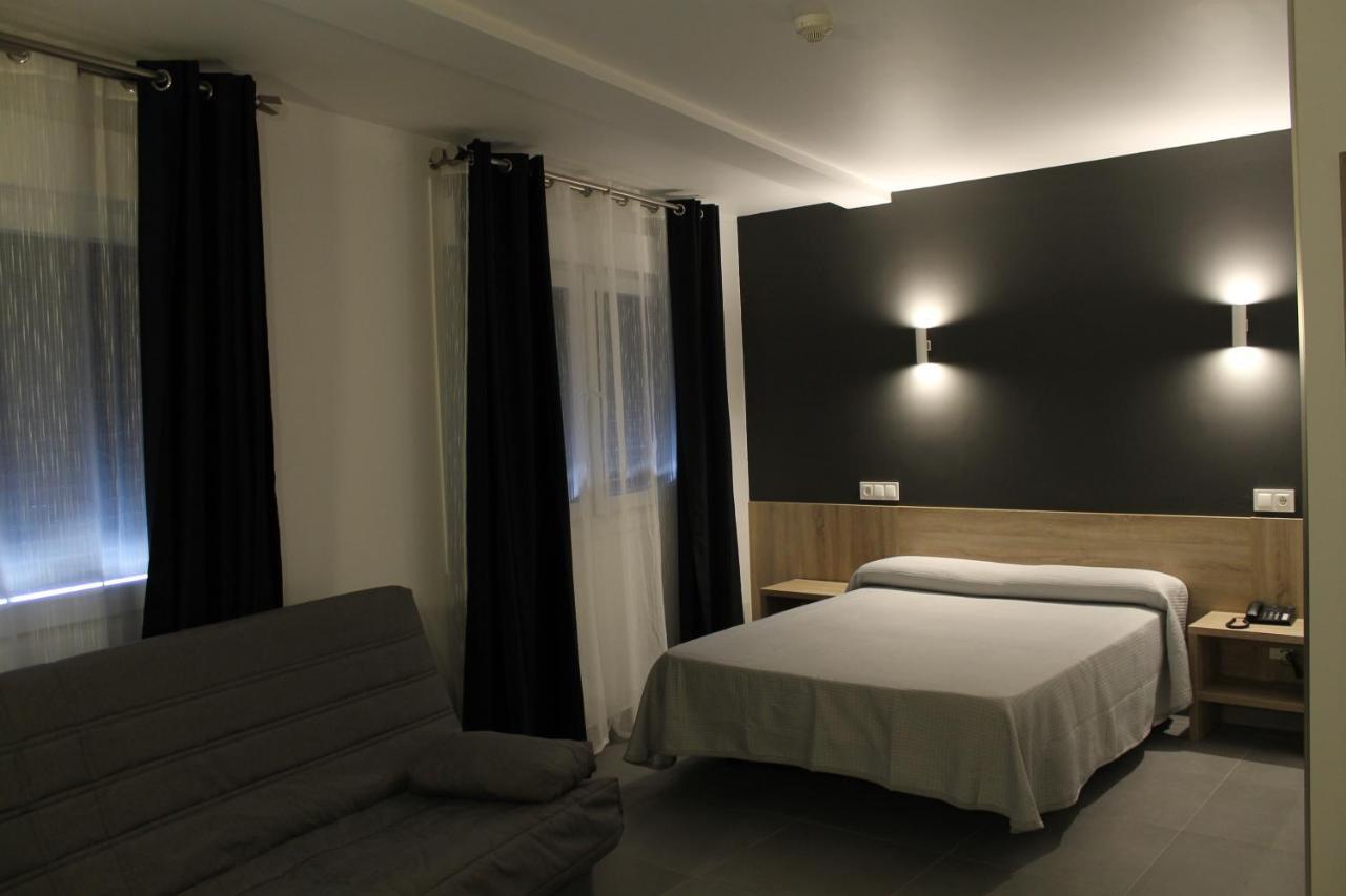 Hotel Hollywood Cangas do Morrazo Zewnętrze zdjęcie