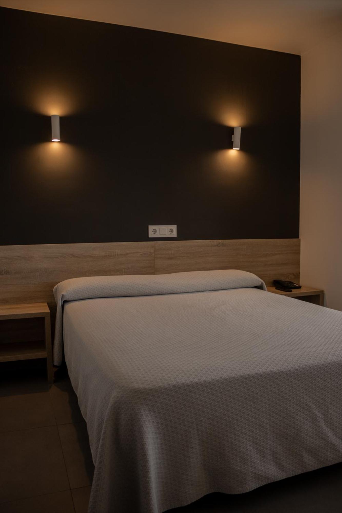 Hotel Hollywood Cangas do Morrazo Zewnętrze zdjęcie