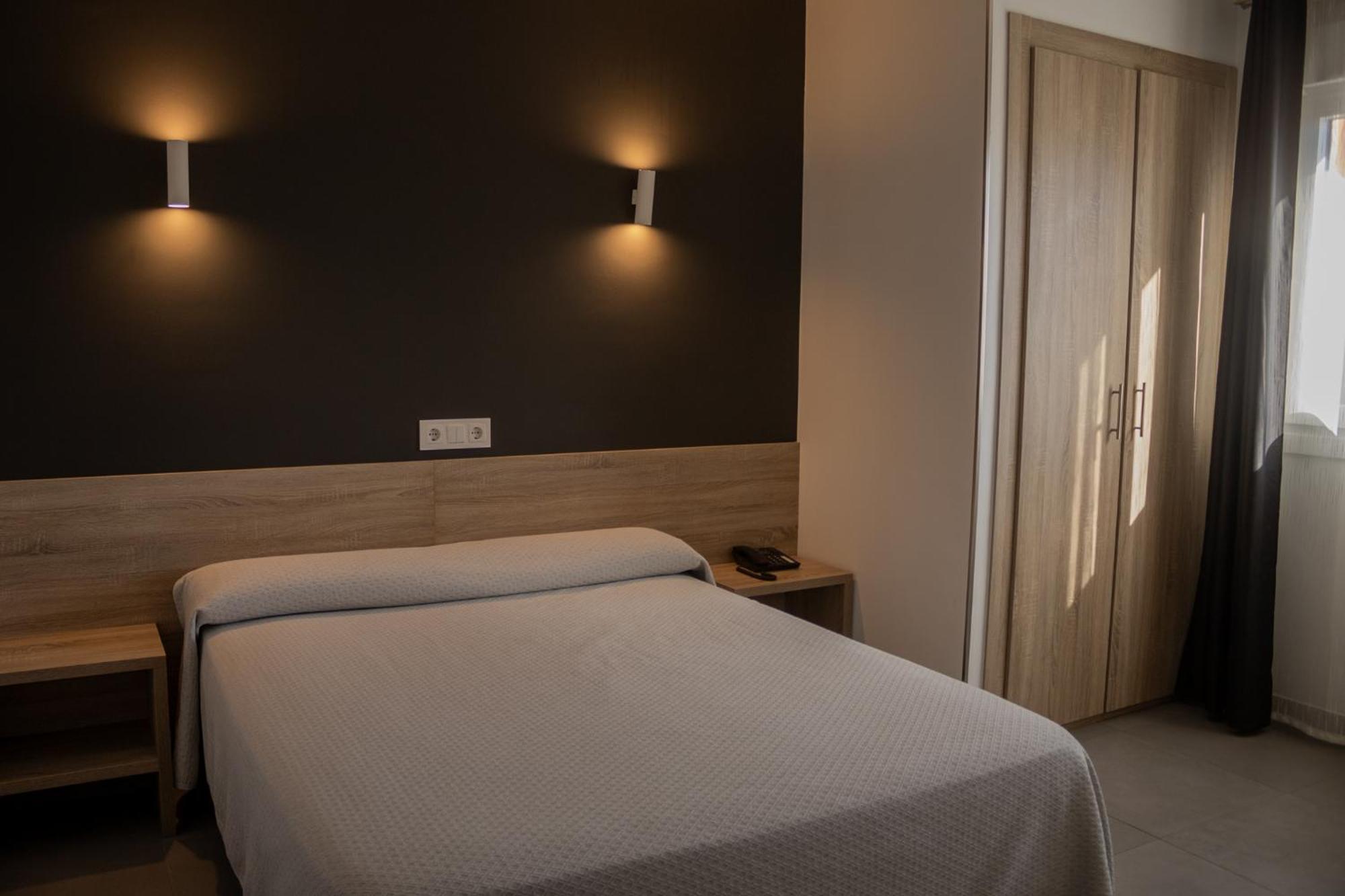 Hotel Hollywood Cangas do Morrazo Zewnętrze zdjęcie